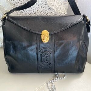 Marino Orlandi black shoulder strap
